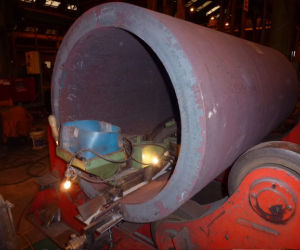 Thick Wall Cylinder during Welding Process
